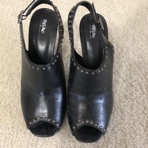 NWOT Mossimo heels with studs